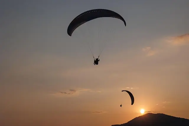 Guide pratique pour préparer votre première aventure en parapente