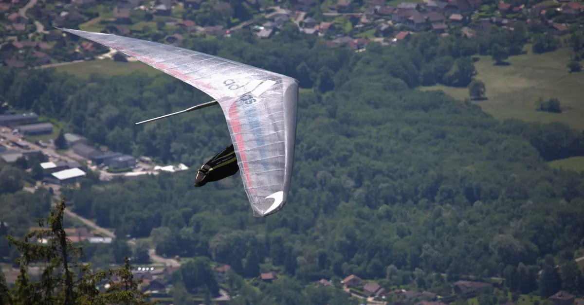 Les lieux incontournables pour faire du deltaplane en France