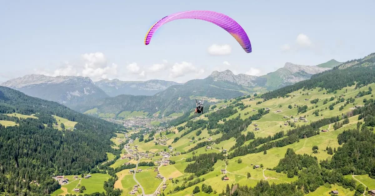 Les bienfaits du vol libre : pourquoi pratiquer le parapente