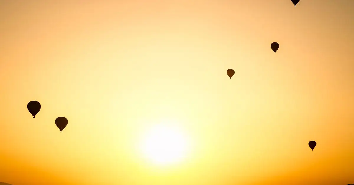 Les meilleures astuces pour préparer votre première aventure en montgolfière